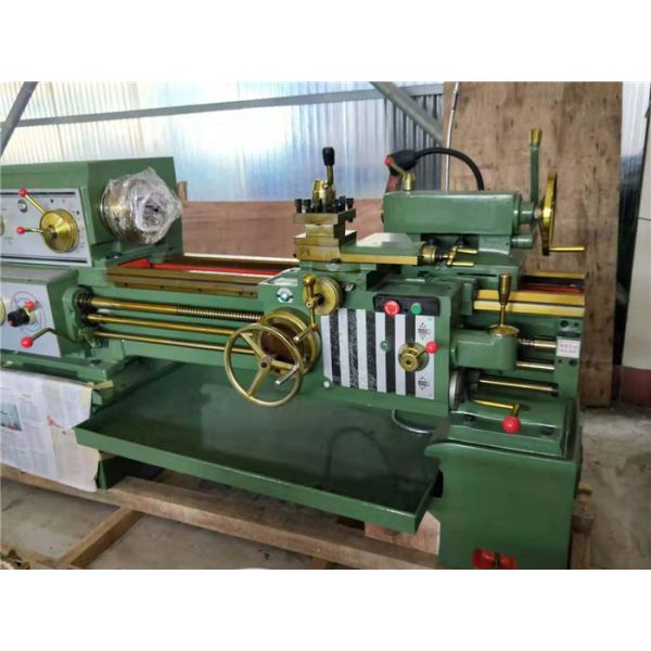 52mm Spindle Bore Large Lathe Machine 1000MM Lathe C6150 CA6150