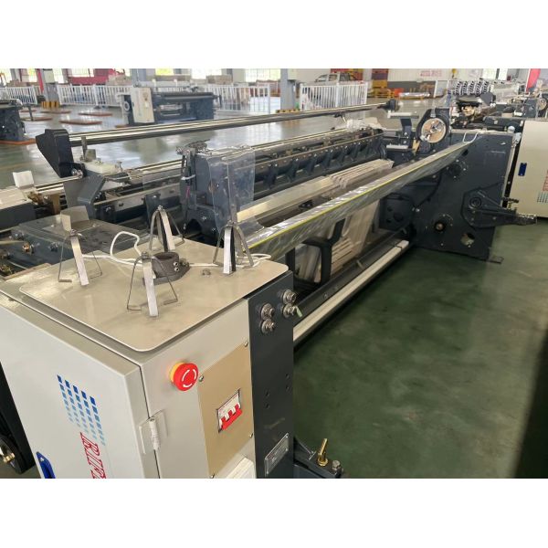 Single Nozzle Weaving Air Jet Machine 3.5kw Double Beam Types Of Shuttleless Looms