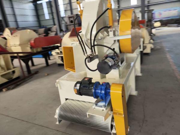 Quality Disc Chipper Wood Chipping Machine Shredder For Mdf Particle Board  Pulp And Paper Production Line for sale