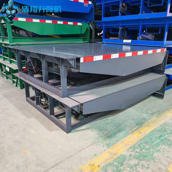 Quality Warehouse Loading Dock Leveler 6T Container Loading Platform for sale