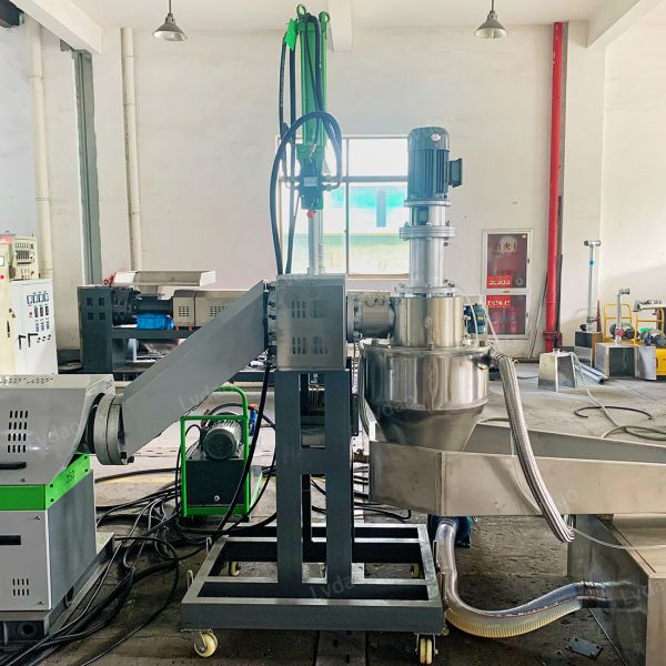 Water Ring Hot Cutting Customized PE Recycling Machine For Plastic Pelletizing