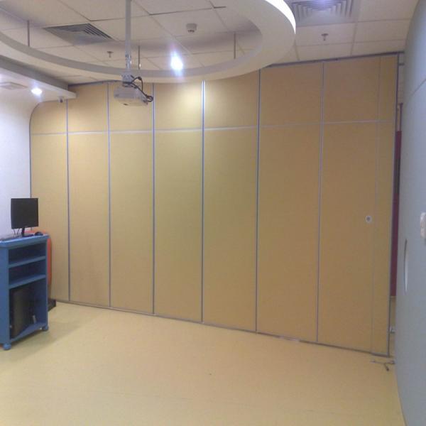 Quality Customized Movable Operable Restaurant Partition Wall Aluminum Frame + MDF Materials for sale