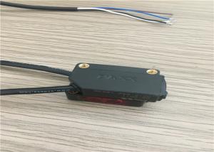 China Custom Retro Reflective Photoelectric Sensor Transmitter Receiver Intergrated on sale