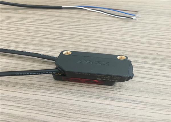 Quality Custom Retro Reflective Photoelectric Sensor Transmitter Receiver Intergrated for sale