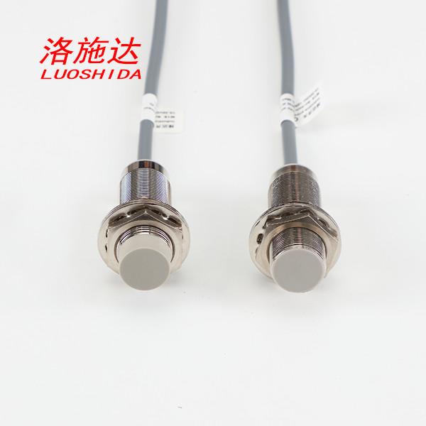 24V DC M18 Analog Inductive Proximity Sensor With 0-10V Voltage Output Normal