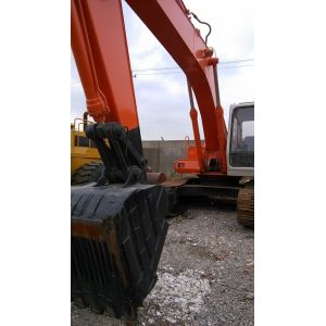 Used Hitachi Excavator EX200 In Good Condition