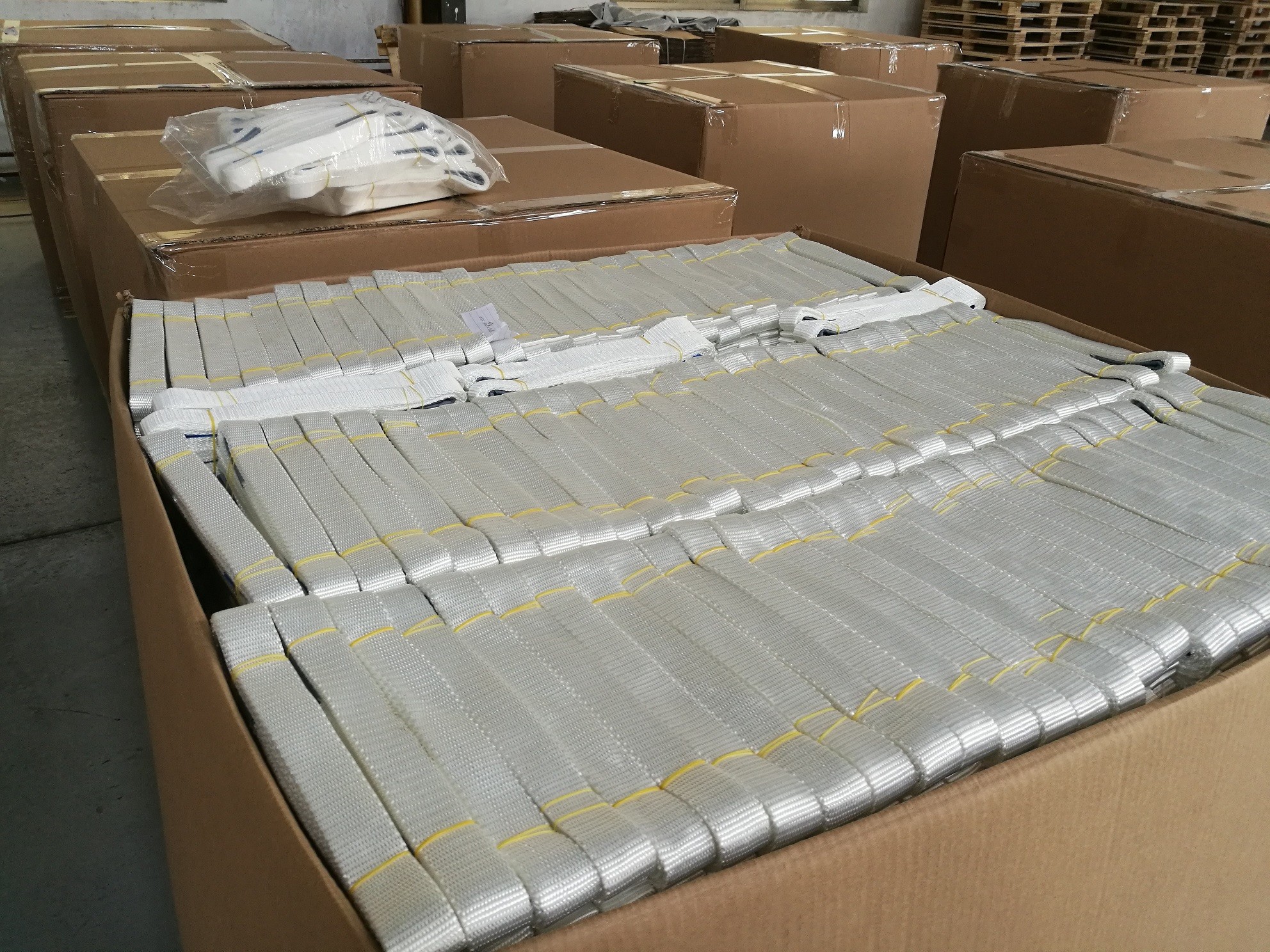 ENDLESS WEBBING SLING 1500KG , Accroding to EN1492-1 , DIN 600005-2006 Standad,