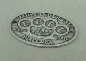 China Customized 2D Souvenir Badges Standard Antique Silver Die Casting Metal Badge wholesale