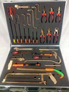 China MK-40 Counter Terrorism Equipment 40 Pieces Non Magnetic EOD Tools Set wholesale