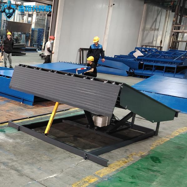 Quality Adjustable  Hydraulic Dock Plate 10 Ton Warehouse Loading And Unloading Platform for sale