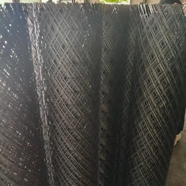 Quality Heavy Duty Galvanized Aluminum Flat Sheet Expanded Metal Wire Mesh With 1.5mm And Security Screws for sale
