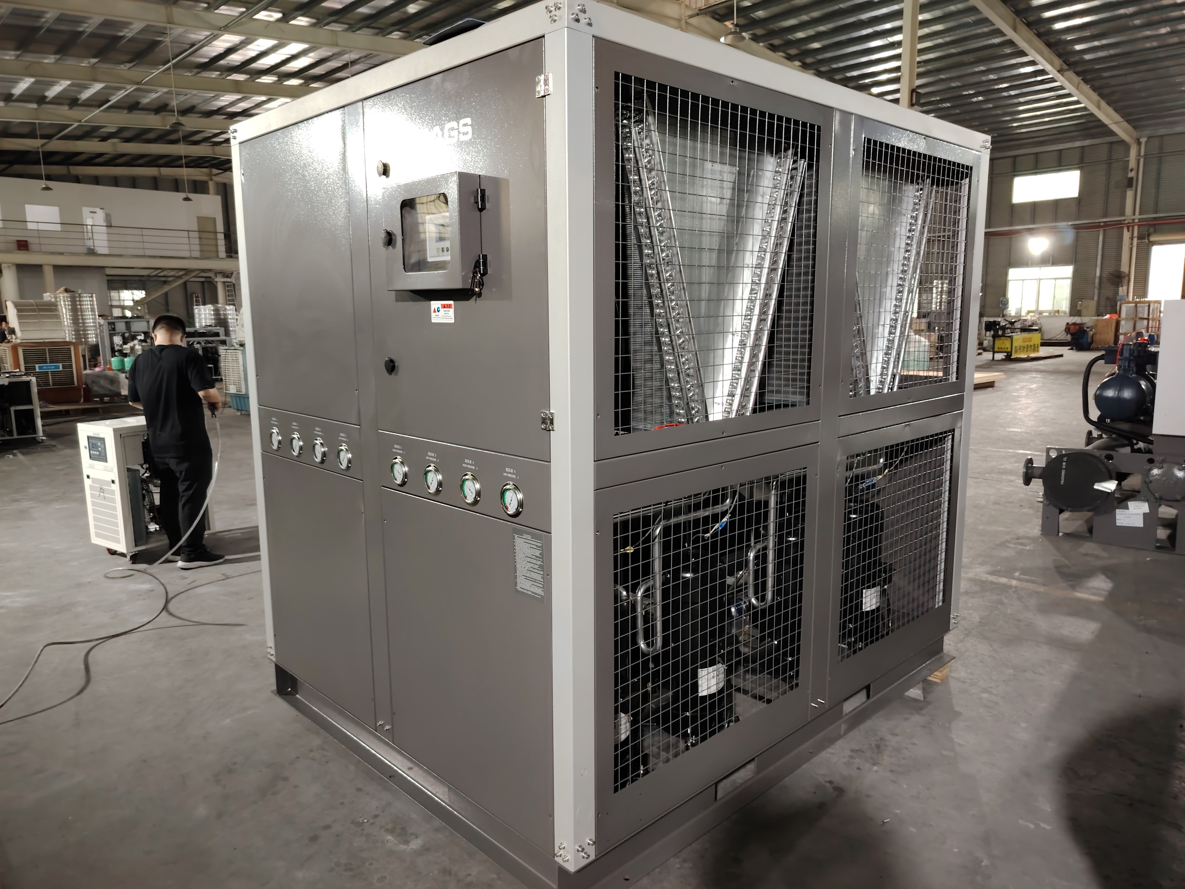 SZAGS Chiller 20HP Closed Loop Water Chiller Industrial Chiller Unit For Rubber Processing Machines
