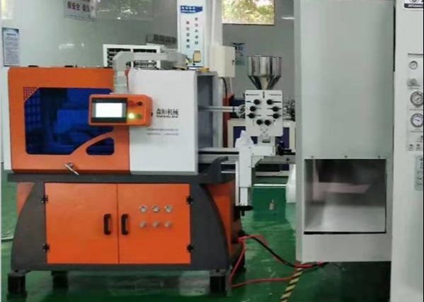 Servo In Mould Labelling Machine IML Plastic Auxiliary Machine