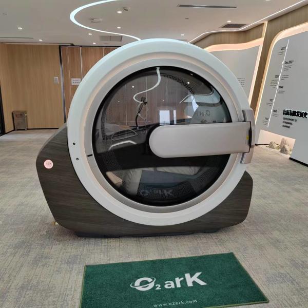 Quality Hyperbaric Oxygen Chamber with Low Noise Round-Shaped Safety System for sale
