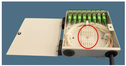 Mini Wall Mount 4 Port Fiber Termination Box SC Clamshell FTTD