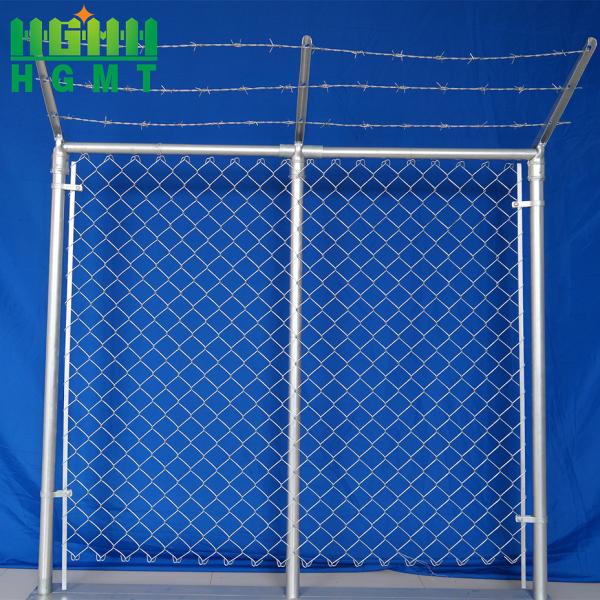 Easily Installed Anti rust Cyclone Wire Chain Link Fence For Farm