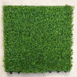 China Synthetic 30x30cm Garden Fake Artificial Grass Carpet For Balcony wholesale