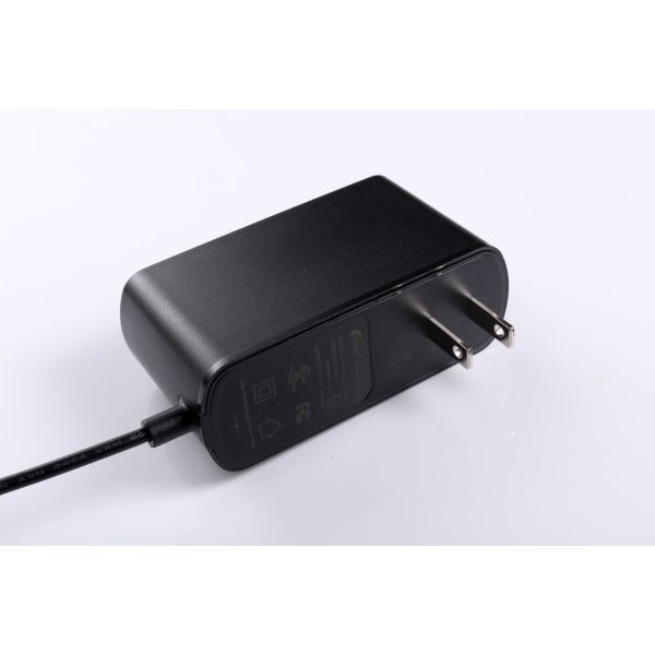Quality 15 Minute AA AAA 2 Bay 18650 Battery Charger D Cell 36W Black Color for sale