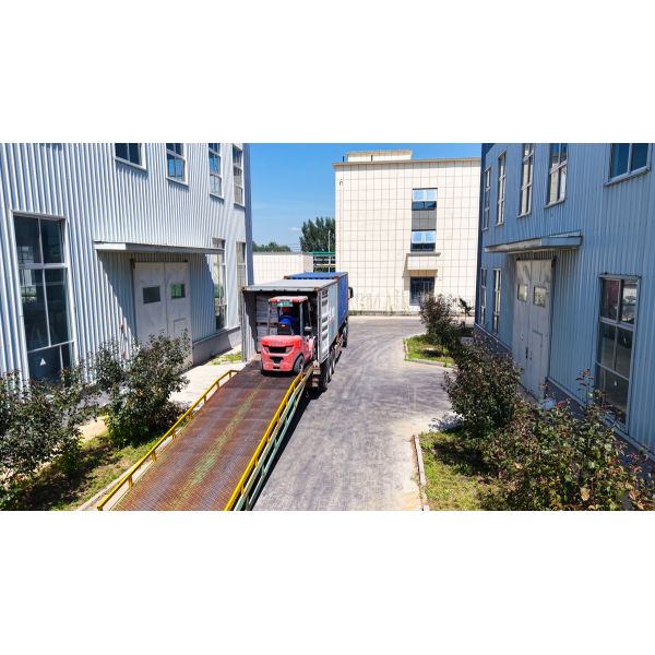 Leather Tanning Agent Liquid Formic Acid HCOOH Colorless 85% PURITY