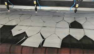 Plush Fabric Laser Cutting Machine With Professional Controlling Software
