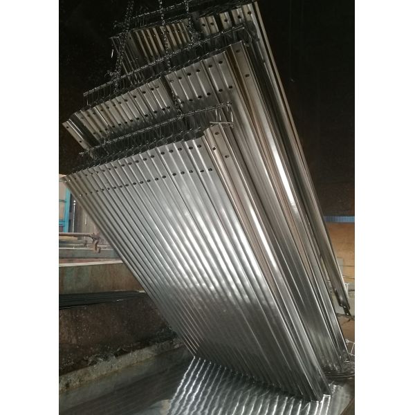 W Type Cold Rolled Steel Profiles Good Performance For Highway Guardrail
