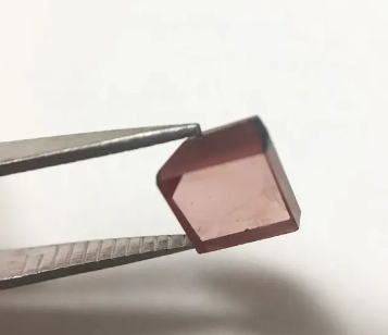 Round Shape Pink Vs Vvs Uncut Rough HPHT Diamond Industrial Grade