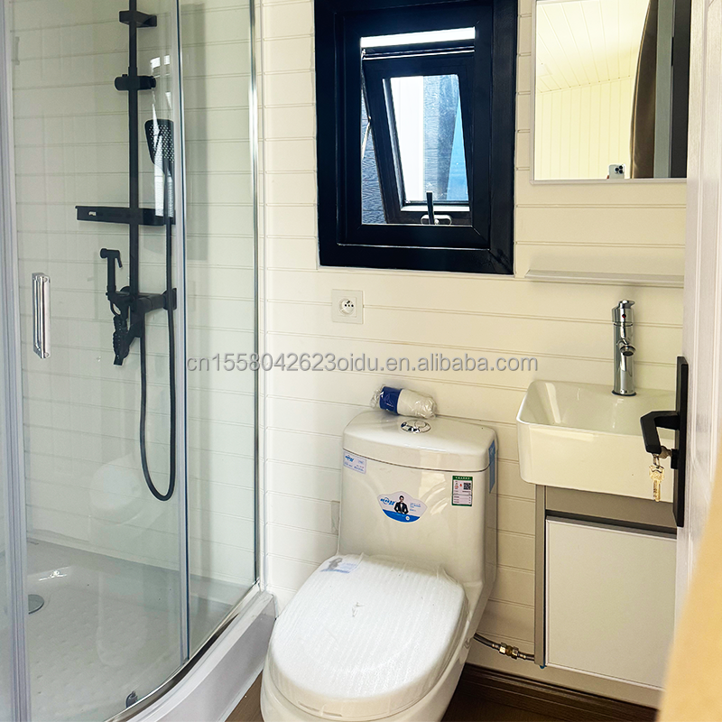 Flat Pack Container EU Customized Modern Luxury 20ft Prefabricated Wooden House with Steel Structure Garden Prefab in Mid-Century Modern Design Style