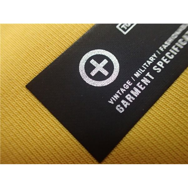 0.5mm Thickness Heat Transfer Clothing Tags Printed Silver Reflective Logo On Soft TPU
