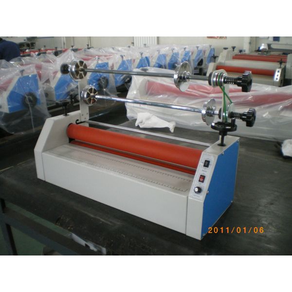 Adjustable BU-650II Cold Roll Laminator Machine Plus Foot Pedal
