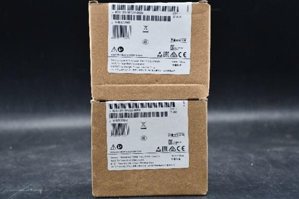 Siemens PLC I/O Module for use with CPU 1211, CPU 1212, CPU 1214, 100 x 45 x 75