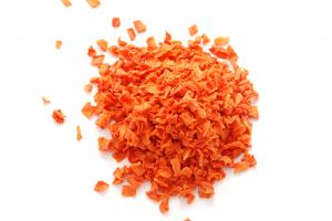 China Orange Color Dried Vegetable Chips 5x5mm / Dehydrated Vegetable Flakes on sale