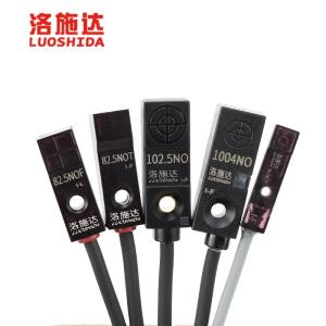 China Small Square Inductive Proximity Sensor Q5 Q8 Q10 Non Flush PBT Housing wholesale