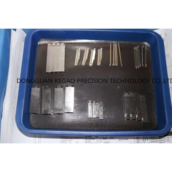 PX4 Automotive Plastic Mould , Inserts In Injection Molding Ra0.6 Finish