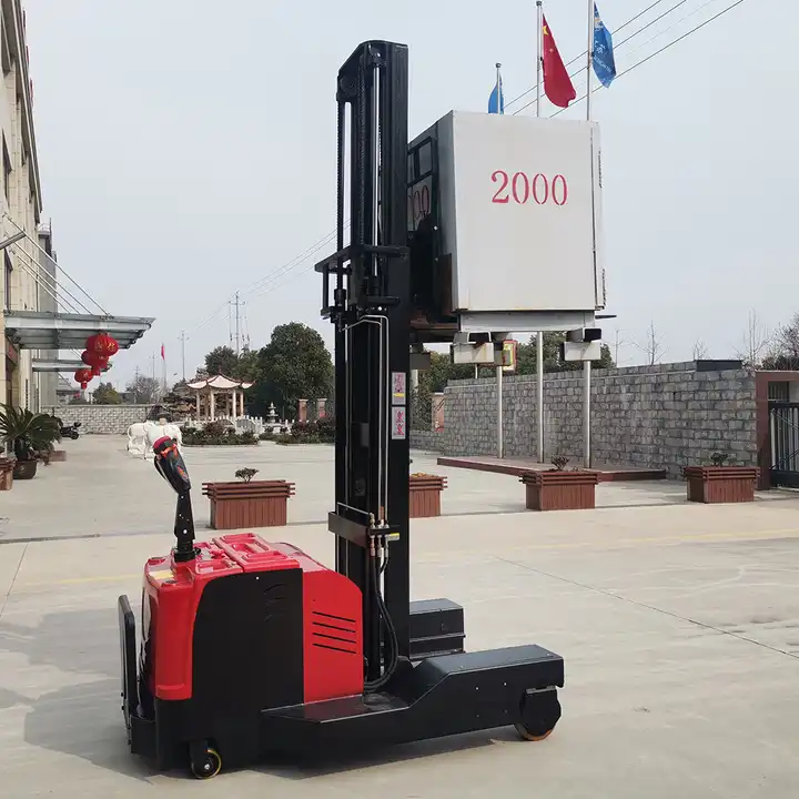Omni Directional Reach Stacker 2000 kg Capacity 3 m Lifting Height Flexible Operation in All Directions